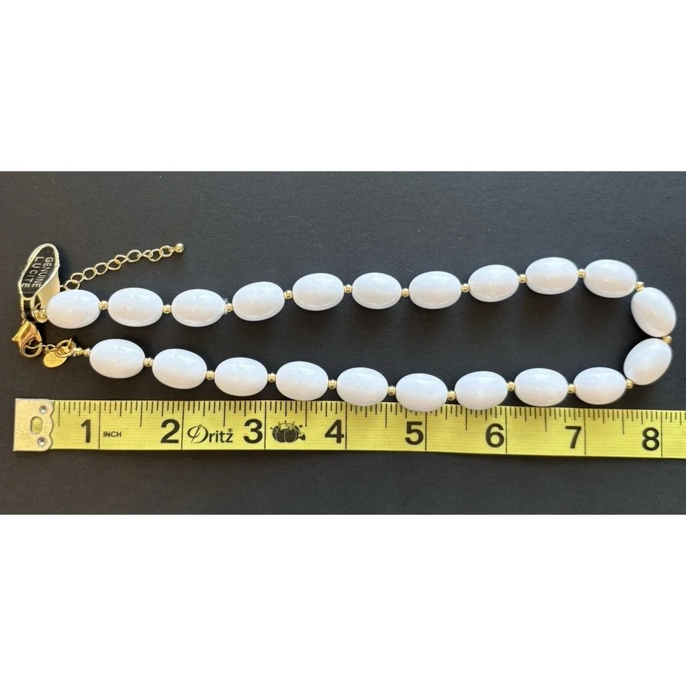 Vintage Joan‎ Rivers White Lucite Choker Necklace Oval Beaded Japan 17